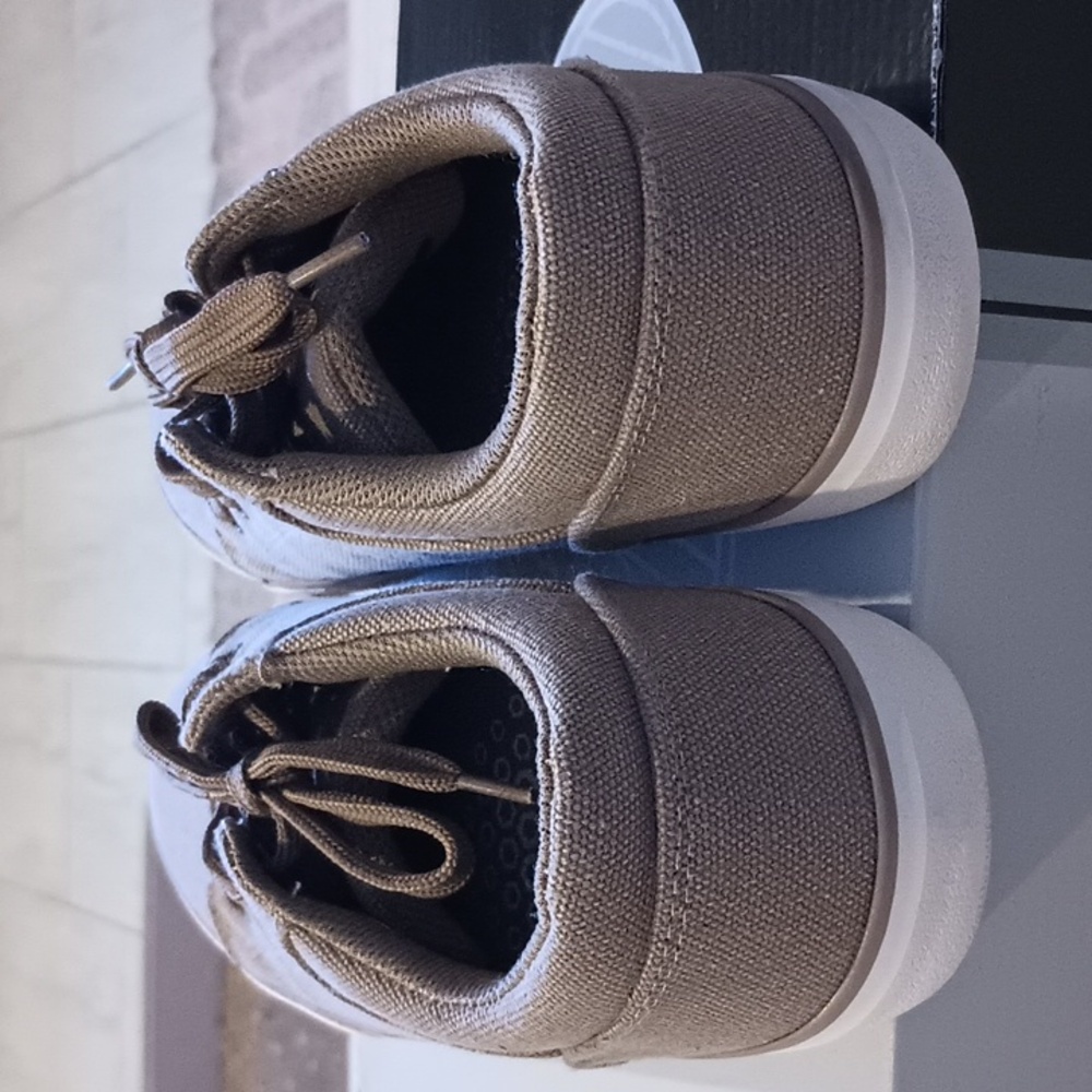 Men's  Lugz  Regent Lo  Sneakers  SIZE 8                 NWT      Golden Tan - Picture 6 of 8